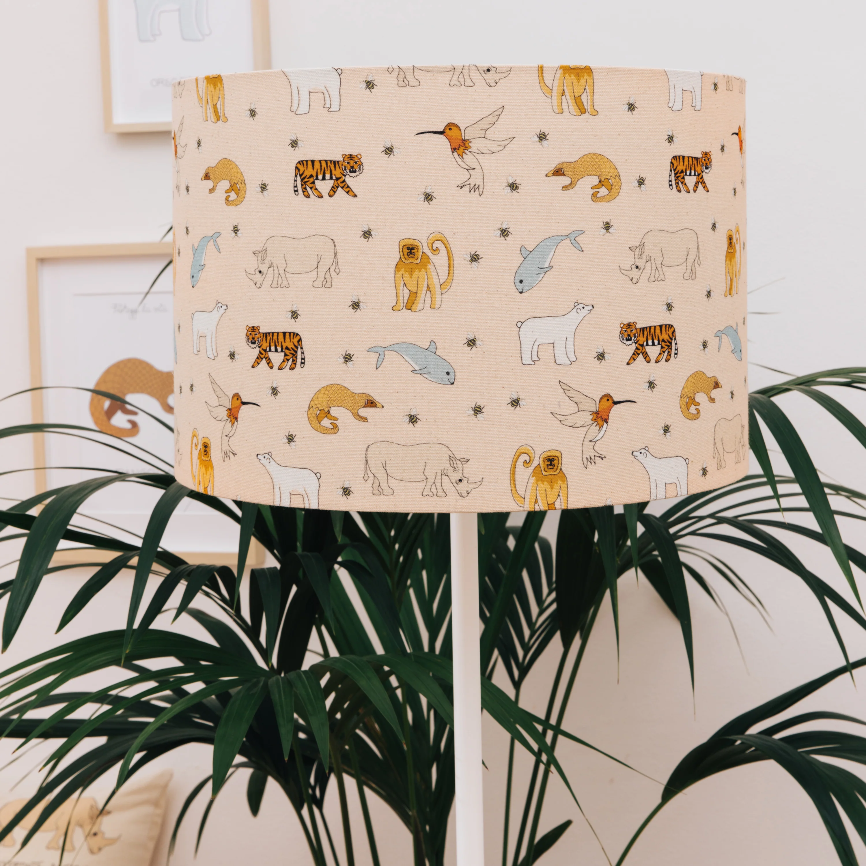 Lampade da terra e a sospensione